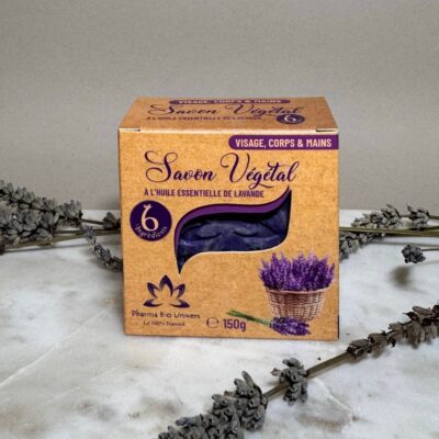 Savon Végétal à l’huile essentielle de lavande 150 gr