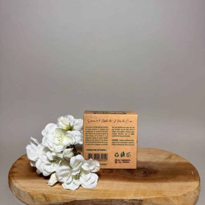 Savon Artisanal à la Noix de Coco - Saponification à Froid - 150 gr